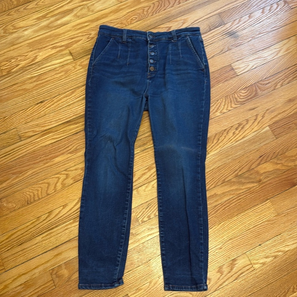 Anthropologie pilcro and the letterpress Jean. Size 32.